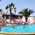 Castillo Club Hotel